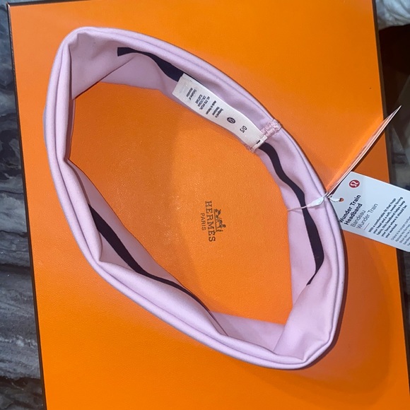 RARE PINK LULULEMON WUNDER TRAIN HEADBAND NWT main image 7